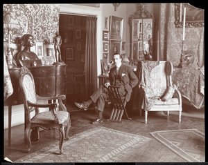 マルコムシュトラウス、ニューヨークのスタジオ、1895年頃（銀ゼラチンプリント）